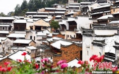 장시 황링 고촌 마을 그림과 같은 설경