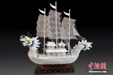 중국 국가급 무형문화재 ‘은화사(銀花絲)’, 금속공예의 정교함