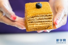 [추석맞이] 세계 각지 디저트 알아보기: 러시아 허니케이크