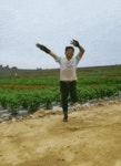 공작춤을 추는 농부 아저씨 인기 몰이! 네티즌, 농사 짓기 아까운 영혼의 춤꾼