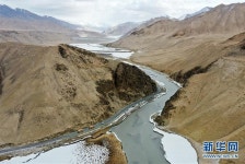 신장, 도로 관통 프로젝트 건설 가속페달…교통 발전 촉진