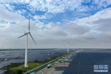 장쑤성 둥타이시, 간석지 개발…풍력 발전·태양광 발전·어업을 한 곳에서