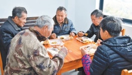 4분 배달…저장성, 산간지역 드론 노인 식사 배달 사업 시행