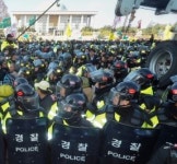 [좌린스케치]탄핵 소추안이 가결되던 날, 여의도 풍경