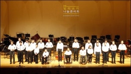 서울의대 출신 오케스트라 음악으로 나눔 전파