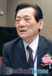 대개협 선거 2파전…관록의 김일중이냐, 쇄신의 노만희냐