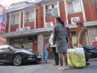 |동행|한국에자이 여직원들의 여우짓, 정체가 뭘까?