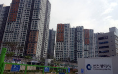 1만여 세대에 둘러싸인 항아리 상권 선점 경쟁 한창