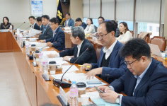 노인정액제 결국 부활…의원급·약국 정액+정률