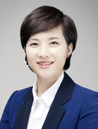 유은혜 의원, 전공의 폭행 교수 면허정지 법제화