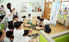한국의료기기산업협회, 어린이 이동건강검진 구슬땀