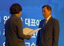 ‘의료기기 외길 40년’ 안병산 회장 대통령 표창