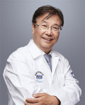 의대교수들의 이유있는 명예퇴직…박수받을 때 새출발
