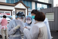 부산 해뜨락요양병원 52명 코로나 확진 코호트 격리