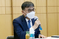 고령사회 요양병원 모델 정립…간병인 급여화 추진