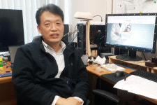 교수들도 노동자...전국의대노조에 힘실어 달라