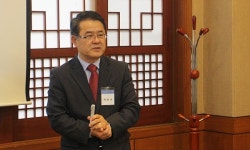 박봉균 검역본부장 `구제역 백신 국산화 비전 여전히 유효`