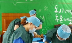   버려진 동물을 위한 수의사회，순천시 동물보호소에서 정기 동물의료봉사  