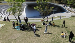   [포토뉴스] 서울대 동물병원 수의사와 함께 캠퍼스 산책해요  