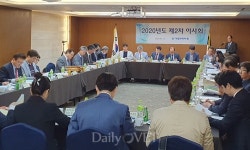 대한수의사회 이사회에서도 언급된 `갑수목장`