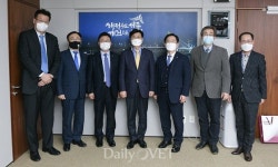 세종 충북대동물병원 6월 개원 앞두고 남상윤 학장·이춘희 시장 만났다
