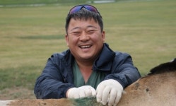 박영재 동물병원장, 전북대 수의대에 발전기금 1천만원 기부