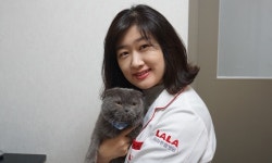 [인터뷰] 라라동물의료원 이진민 원장 “레이저로 피부질환 치료해요”