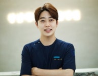 [아무튼, 병원생활] 한국·일본 수의사의 치과동물병원, 유정석 원장