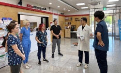 경북대동물병원 찾은 캠프워커 동물병원 진료진..임상 교류로 협력 강화