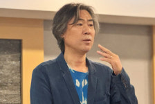 [비바100]김병수 한국미술평론가협회장 “이질적인 것들의 어우러짐, 이희중이 선취했던 글로컬리티”