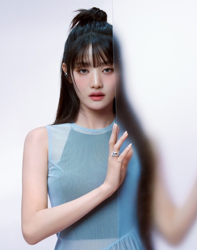 걸그룹 (여자)아이들의 멤버 민니, 7년 만에 솔로 데뷔! HER 앨범으로 새로운 도전 시작