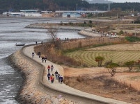 신안군, 지도읍 삼암산 등산대회로 지역 화합 실현