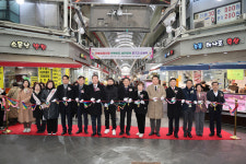 김해 외동전통시장 전 구간 아케이드 설치 완료