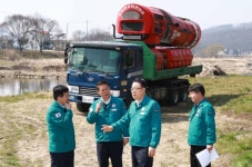 구복규 화순군수, 고병원성 AI 하천 방역 현장점검