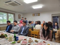 (포토)무안군 오룡 호반3차 주민자치회 가정의달 맞아 경로잔치 열어