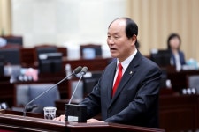 윤재상 인천시의원, 15년 묵은 마니산 유치원 주차장 문제 해결 촉구