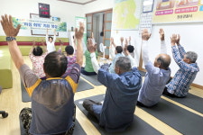 청송군, 산불 피해 이재민 위한 ‘마음 회복’ 명상 프로그램 운영