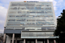 부산 동래경찰서, ‘할머니 대상 봉안당 사기’ 포교원장 구속