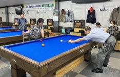 [액티브 시니어] 강동구 “어르신 골프·당구 가르쳐 드립니다”