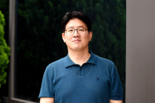 [비바100] “침체 늪에 빠진 지식산업센터, 전문 투자자 시장 진입 막고 기업 맞춤형 지원사업 늘려야”