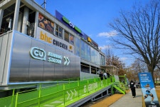 CU, 여의도 한강에 ‘러닝 특화 편의점’ 첫선…쇼핑·탈의·체험 한 번에