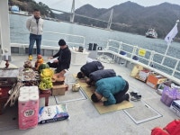 통영시, ‘사량산타호’ 안전운항 기원 행사 개최