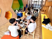 (주)제너시스에프앤비안산대점 | 어린이날 앞두고 이어진 따뜻한 나눔…매일유업·교촌·BBQ, 아이들에게 특별한 하루 선물