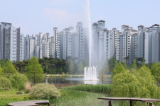 충남 명품 홍예공원, 도심 속 자연 리트릿으로 변신
