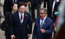 우크라이나 北포로 송환 비공개 논란… 여야 공방 격화
