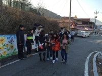 장수중학교 학부모회 새학기 등교생 빵 전달