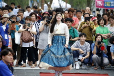 첫마중길, 젊음 가득한 한복판 되다!