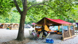 장수군, 와룡·방화동자연휴양림 성수기 북새통