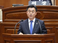 종합경기장에 전주시청 건립