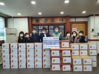 전주 중앙동 협의체 코로나19 극복 생필품 꾸러미 전달